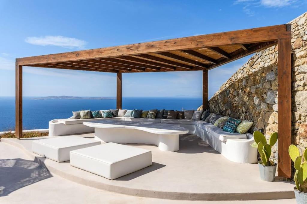 M Fanari (Mykonos)